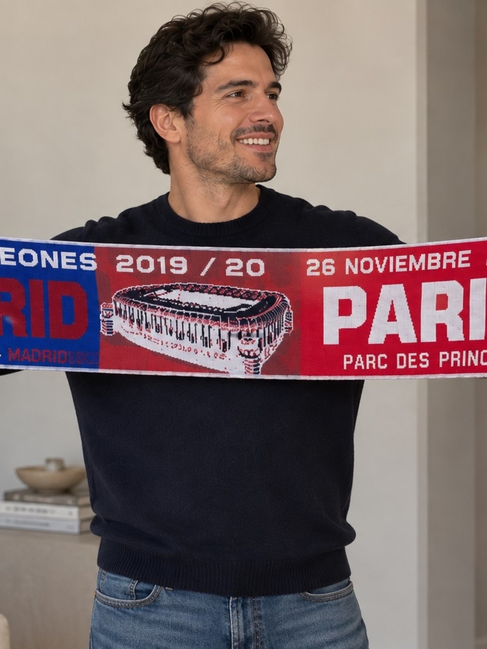 TITLE
Real Madrid vs PSG 2019 Champions League Stadium Scarf Authentic